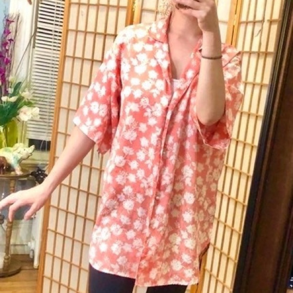Gold Label Victoria's Secret pink & white night button down front shirt,Size M/L